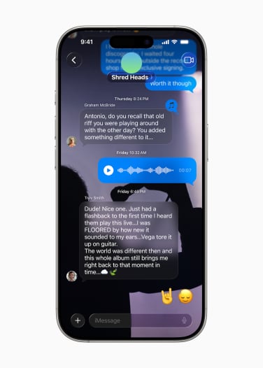 Kaca cair di aplikasi pesan di iOS 26