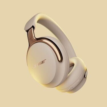 headphone Ultra Bose Quietcfort 2nd Gen dengan warna pasir kayu apung